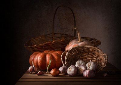 Dunkles Herbst Stillleben von Margareth Perfoncio