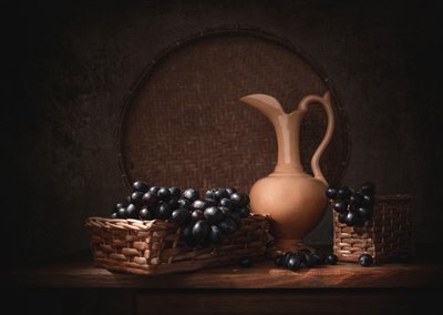 Dunkle Trauben Stillleben von Margareth Perfoncio