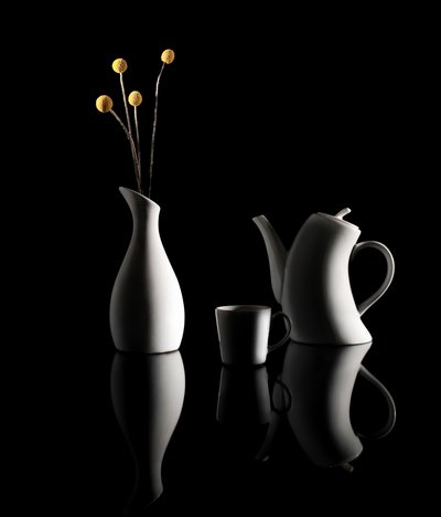 Elegantes Stillleben-Reflexion von Margareth Perfoncio