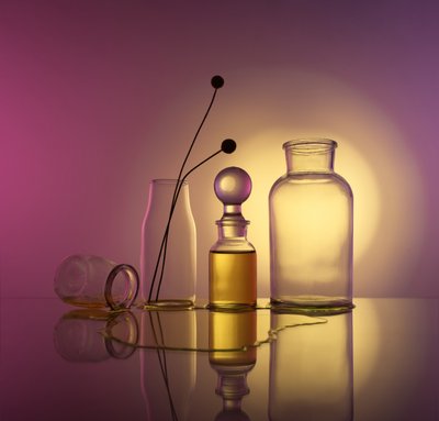 Leuchtende Glasflaschen von Margareth Perfoncio