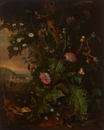 Waldboden mit einem Wiesel, einer Maus, einer Schlafmohnblume und einer Distel, mit klassischen Gebäuden im Hintergrund von Matthias Withoos