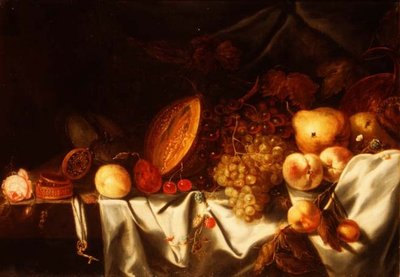 Eine Melone, Trauben und anderes Obst mit einer Rose, einem Nautilusbecher und einer Uhr auf einem drapierten Sims von Michiel (follower of) Simons