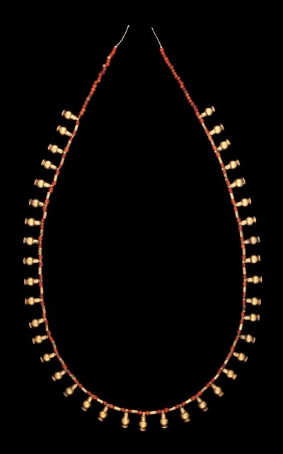 Goldflaschen-Anhänger mit Karneol-Perlenkette von Middle Kingdom Egyptian