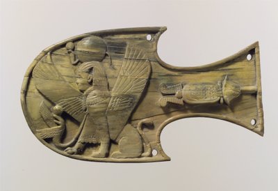 Pferdeblinker mit Relief einer sitzenden Sphinx, ca. 8. Jahrhundert v. Chr. von Neo Assyrian Neo Assyrian