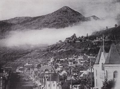 Gesamtansicht von Rossland, mit Blick auf die Le Roi Mine von Photographer Canadian