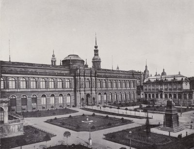 Königliche Gemäldegalerie, Ansicht vom Zwinger von Photographer German