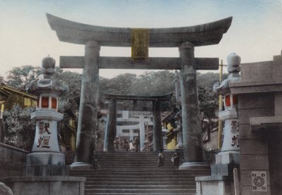 Großer Torii am Suwa-Schrein, Nagasaki von Photographer Japanese