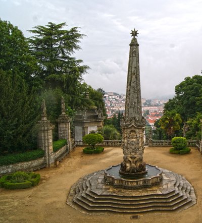 Santuário de Nossa Senhora dos Remédios Obelisk, Lamego, Portugal. 1738 (Granit) von Portuguese School