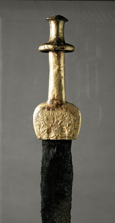 Schwert aus Guadalajara (Spanien), Detail des goldenen Griffs, prähistorische Zeit von Prehistoric Prehistoric