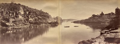 Zweiteiliges Panorama mit Blick auf den Narmada-Fluss bei Omkareshwar von Raja Deen Dayal