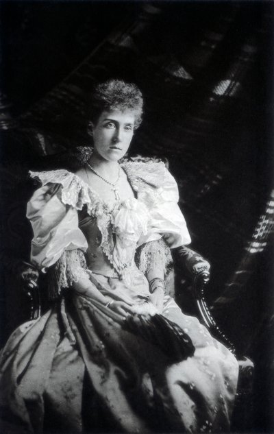 Prinzessin Marie Louise von Schleswig-Holstein 1872-1956, spätes 19. Jahrhundert von Russell and Sons