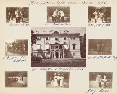 Die russische kaiserliche Familie, Seite aus einem Fotoalbum, ca. 1897-99 von Russian Photographer