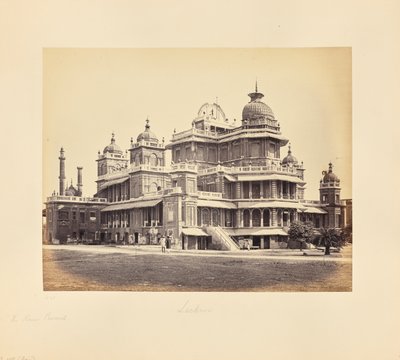 Lucknow; Der Kaiser Pasund von Südwesten von Samuel Bourne