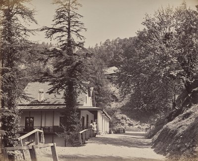 Simla. Die Mall in der Nähe der Combermere-Brücke von Samuel Bourne