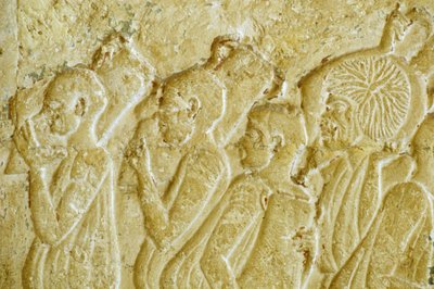 Altes Ägypten, Wandmalerei, Grab des Petosiris, Tuna el Gebel, 300 v. Chr., Männer tragen Weinkrüge von School Egyptian