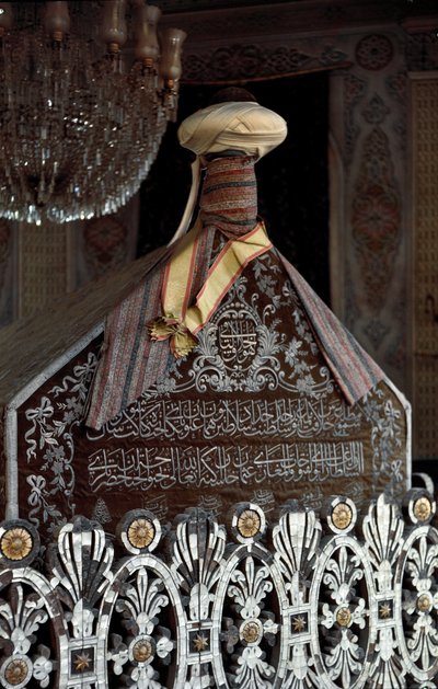 Ansicht des Grabes von Osman I Gazi (oder Osman Bey) (1258-1326) von School Ottoman
