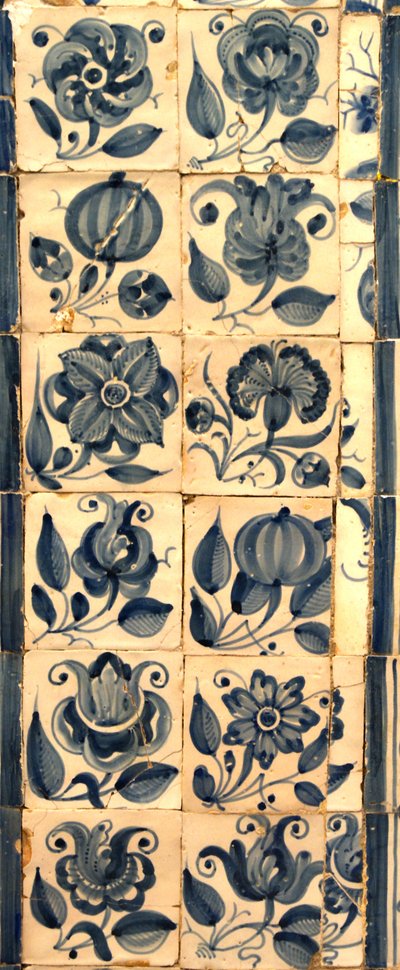 Paneel, das verschiedene Blumenarten darstellt, Tarouca, Portugal von School Portuguese