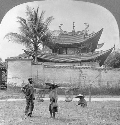 Malerisches chinesisches Joss-Haus, Bhamo, Burma, 1908 von Stereo Travel Co