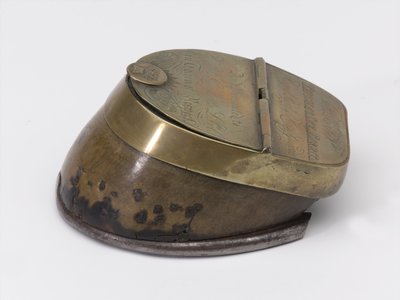 Tintenfass aus dem Huf eines Pferdes, gehörend zu Captain William Tyrwhitt Drake, Royal Horse Guards, ca. 1829 von Thomas Lee