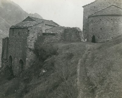 Abtei von San Pietro al Monte, Civate, Lombardei, Italien, Fotografie von Ugo Monneret de Villard, ca. 1910 von Ugo Monneret de Villard