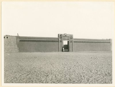 Ziegelmauer, Allaqi, Ägypten, Fotografie von Ugo Monneret de Villard, um 1925 von Ugo Monneret de Villard