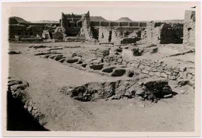 Innenraum des Klosters St. Simeon, Raum VI, Assuan, Ägypten, Fotografie von Ugo Monneret de Villard von Ugo Monneret de Villard