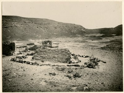 Grab in der südlichen Nekropole, Qasr Ibrim, Ägypten, Fotografie von Ugo Monneret de Villard von Ugo Monneret de Villard