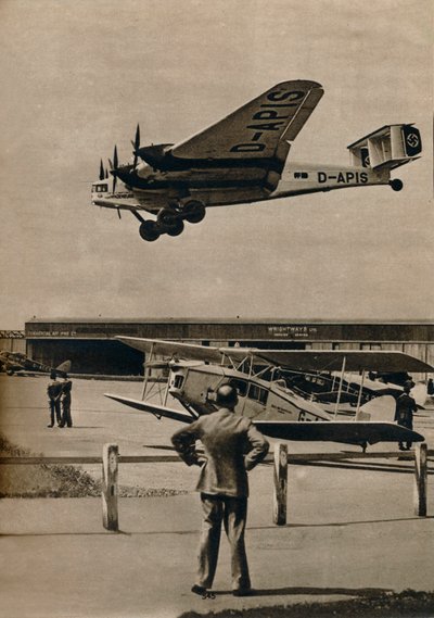 Ein deutscher Junkers-Flugzeug landet am Flughafen Croydon, ca. 1934-1937 von Unbekannt