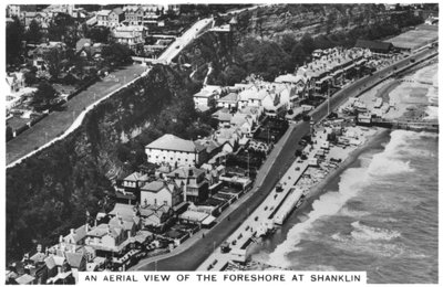 Luftaufnahme der Küste bei Shanklin, 1936 von Unbekannt