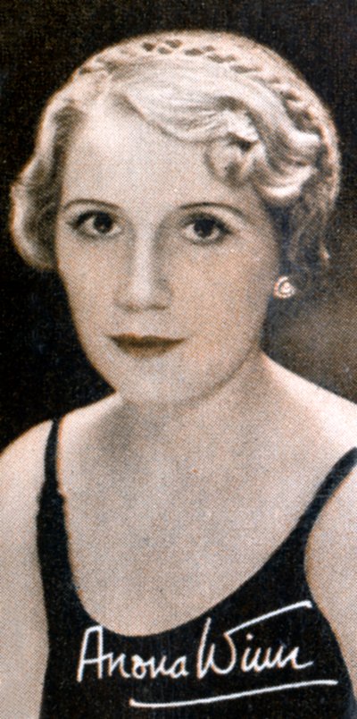 Anona Winn MBE, geborene Anona Edna Wilkins, 1904-1994, 1935 von Unbekannt