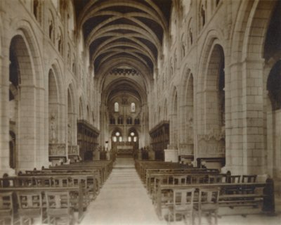 Buckfast Abbey Kirche, Innenraum, spätes 19. - frühes 20. Jahrhundert von Unbekannt