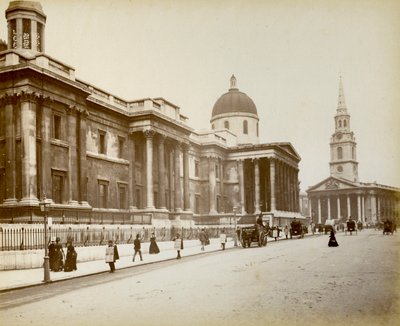 Außenansicht der National Gallery, London, 1887 von Unbekannt