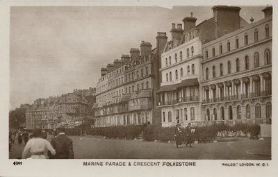 Marine Parade & Crescent Folkestone, spätes 19.-frühes 20. Jahrhundert von Unbekannt