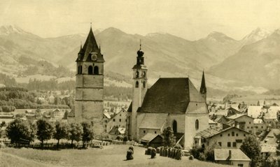 Die Liebfrauenkirche und Kirche St. Andreas, Kitzbühel, Tirol, Österreich, ca. 1935 von Unbekannt