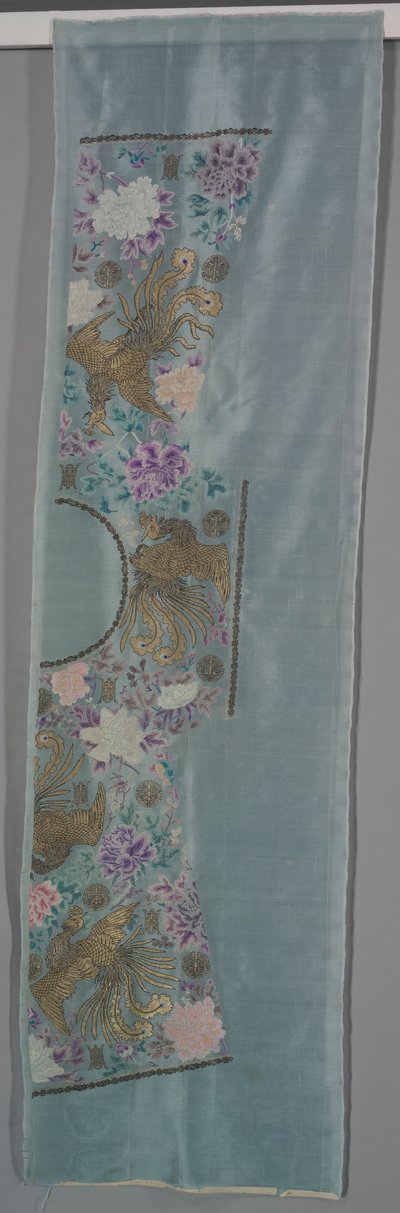 Ungeschnittenes Gewand: Linkes Vorder- und Rückenteil, ca. 1890er Jahre von Unbekannt