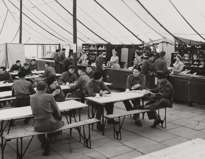 Kantinenzelt, Weybourne Sommerlager, April 1954 (s/w Foto) von Unbekannt
