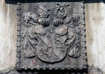 Wappen an Holztür eines Hauses in Lavis, Trento, Trentino-Südtirol, Italien von Benjamin Baud