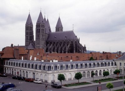 Kathedrale von Tournai (Belgien), Ansicht von außen von Unknown artist
