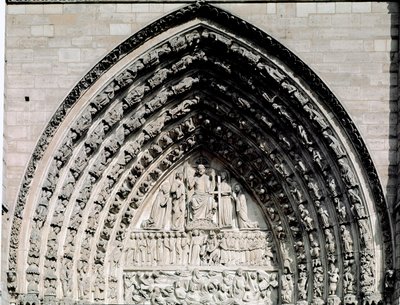 Gotische Kunst: Detail des zentralen Portals der Kathedrale Notre Dame de Paris von Unknown artist
