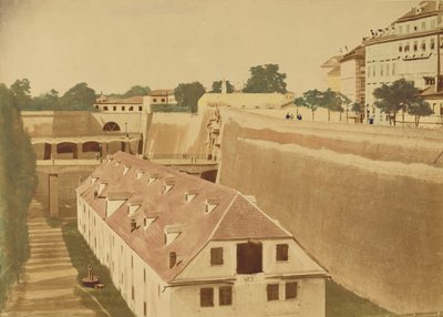 Blick von den Wasserwerken zum Pulvermuseum und den Brücken der alten und neuen Kärntnertor-Tore von Unknown artist