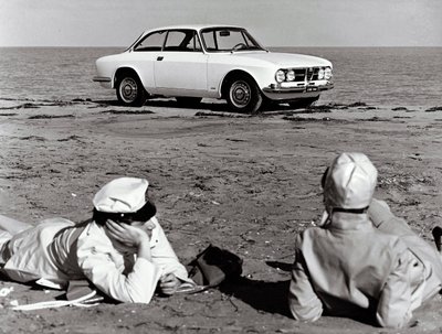 Alfa Romeo Giulia GT 1750 Veloce von Unknown photographer