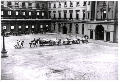 Königin Victoria verlässt den Buckingham Palace, Diamantjubiläum, 22. Juni 1897 von Unknown photographer