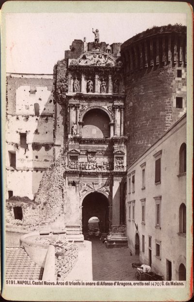Triumphbogen des Castel Nuovo, Neapel, ca. 1880 von Unknown photographer