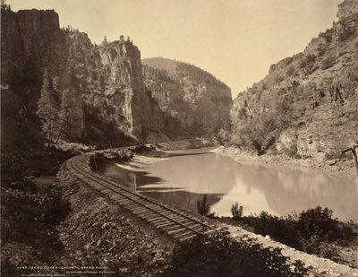 Echo Cliffs, Schlucht des Grand River, Glenwood Extension, D. & R. G. R. R. von William Henry Jackson