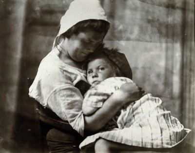 Porträt einer Mutter und ihrer Tochter, ca. 1900-1905 von Frederick (attr. to) Barnard