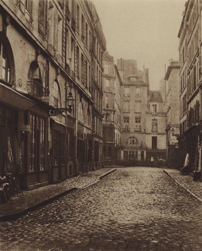 Die Rue Childebert, aufgenommen von der Rue d