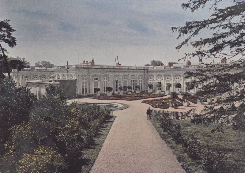 Le Grand Trianon Gesamtansicht (farbiges Foto) von (after) French Photographer