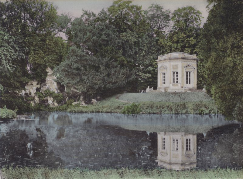 Parc du Petit Trianon, Pavillon de Musique (farbiges Foto) von (after) French Photographer