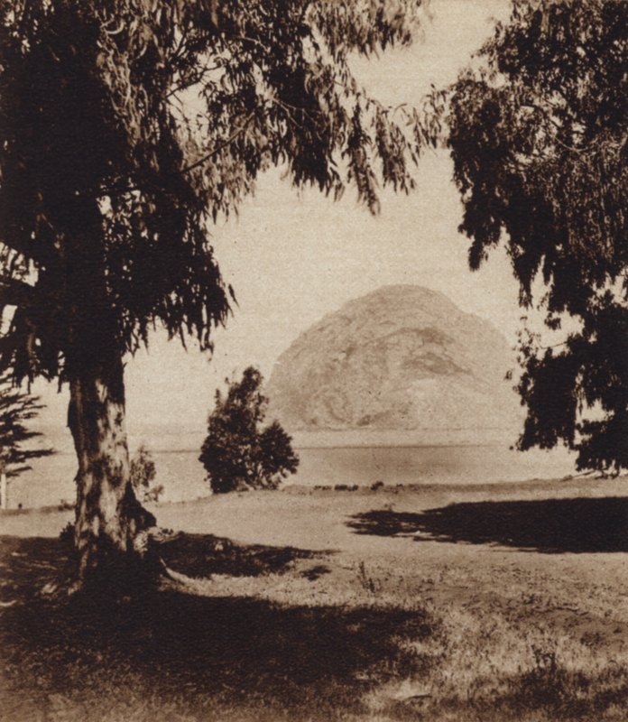 Kalifornien: Morro Rock (s/w Foto) von American Photographer (after)