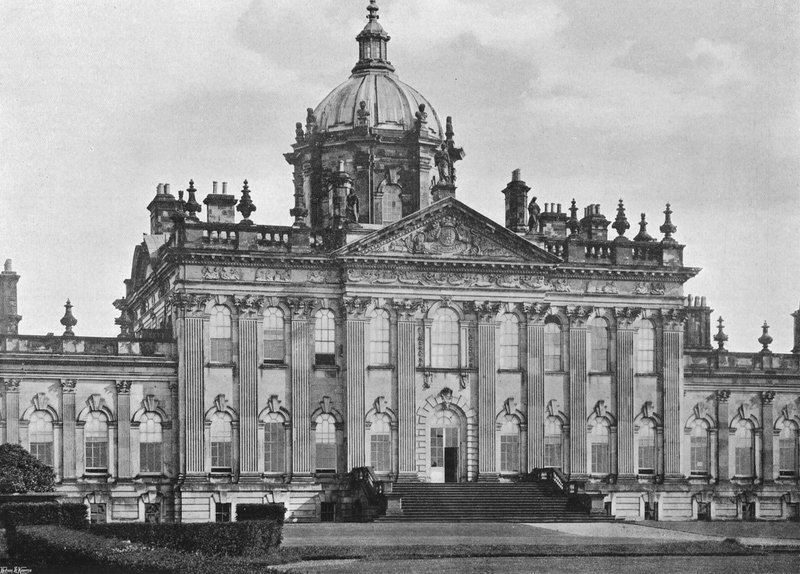 Die Südfassade von Charles Latham